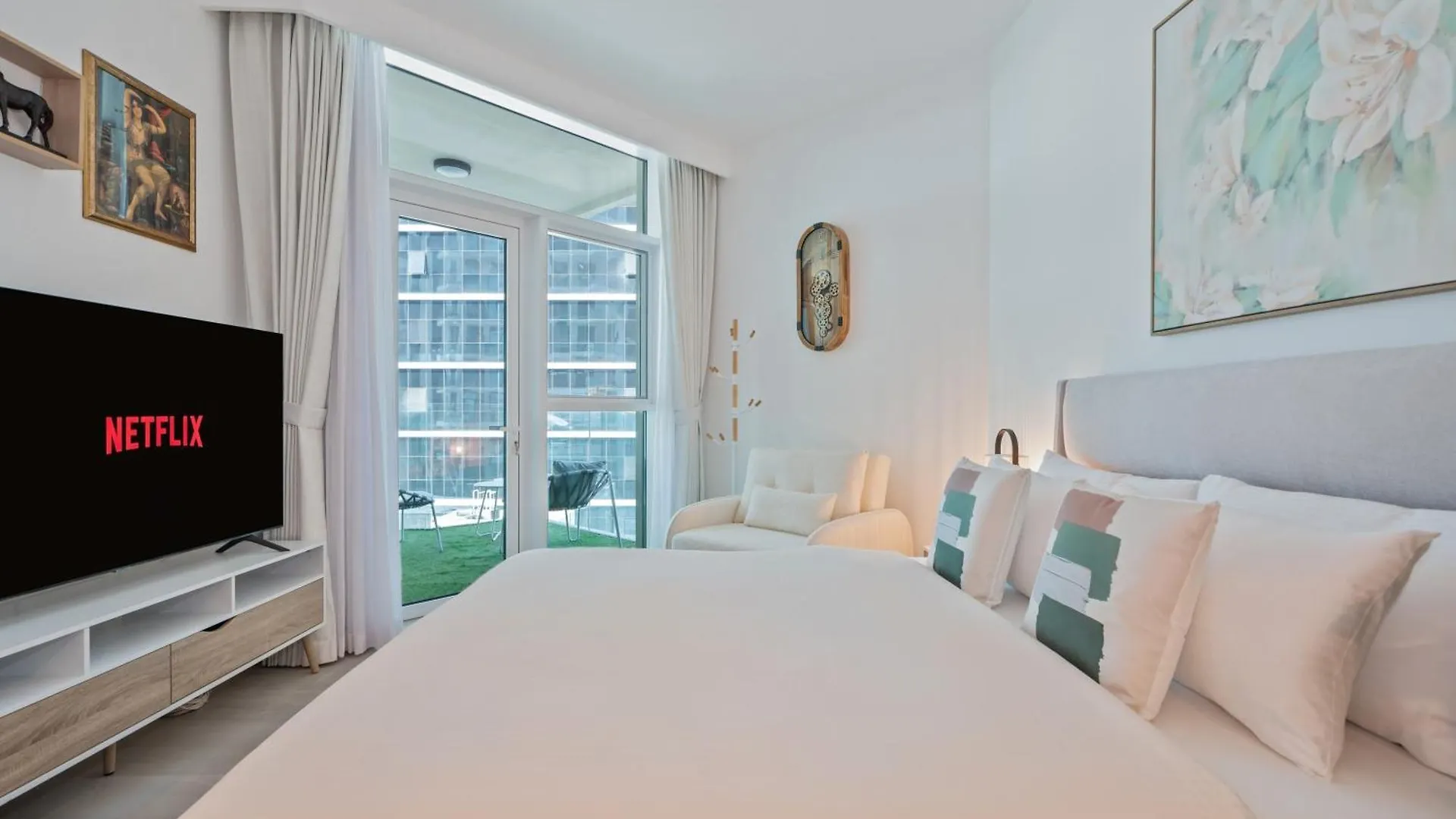Sophisticated Studio Escape Missoni Luxury Design Dubai Apartment