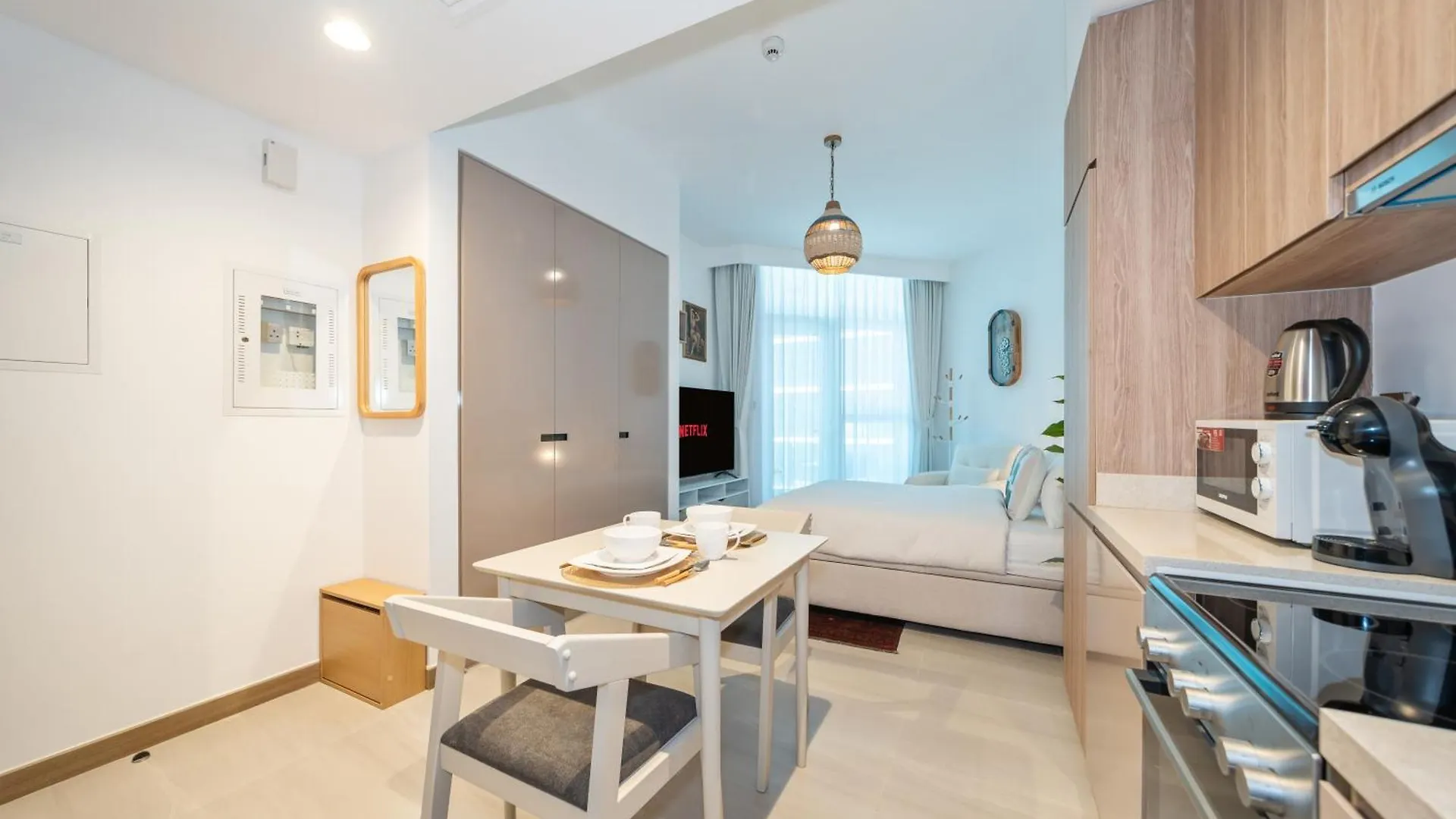 Apartment Sophisticated Studio Escape Missoni Luxury Design Dubai